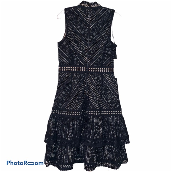 ❌SOLD❌ Anthropologie Medium Bella Lace Minidress - Picture 7 of 12